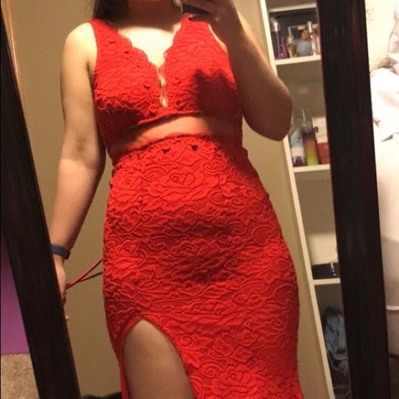 Red prom dress size m (4-8) - Picture 1 of 2